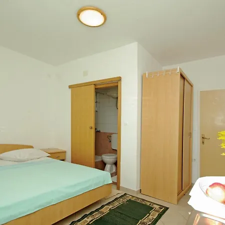 公寓 White Hill Studio-apartments 马卡尔斯卡