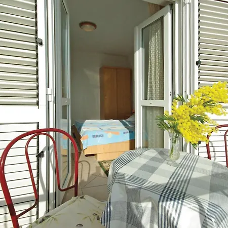 Daire White Hill Studio-apartments Makarska