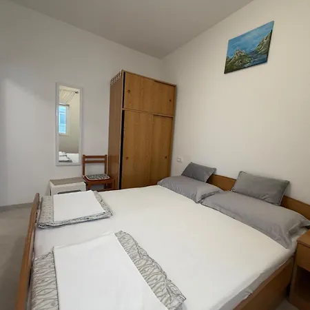 Апартаменты White Hill Studio-apartments *